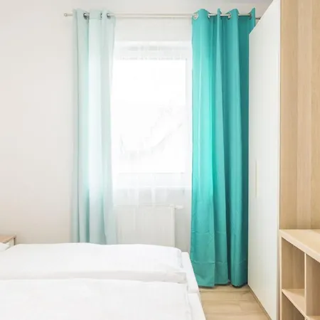 Apartment Kudova I, Myweek